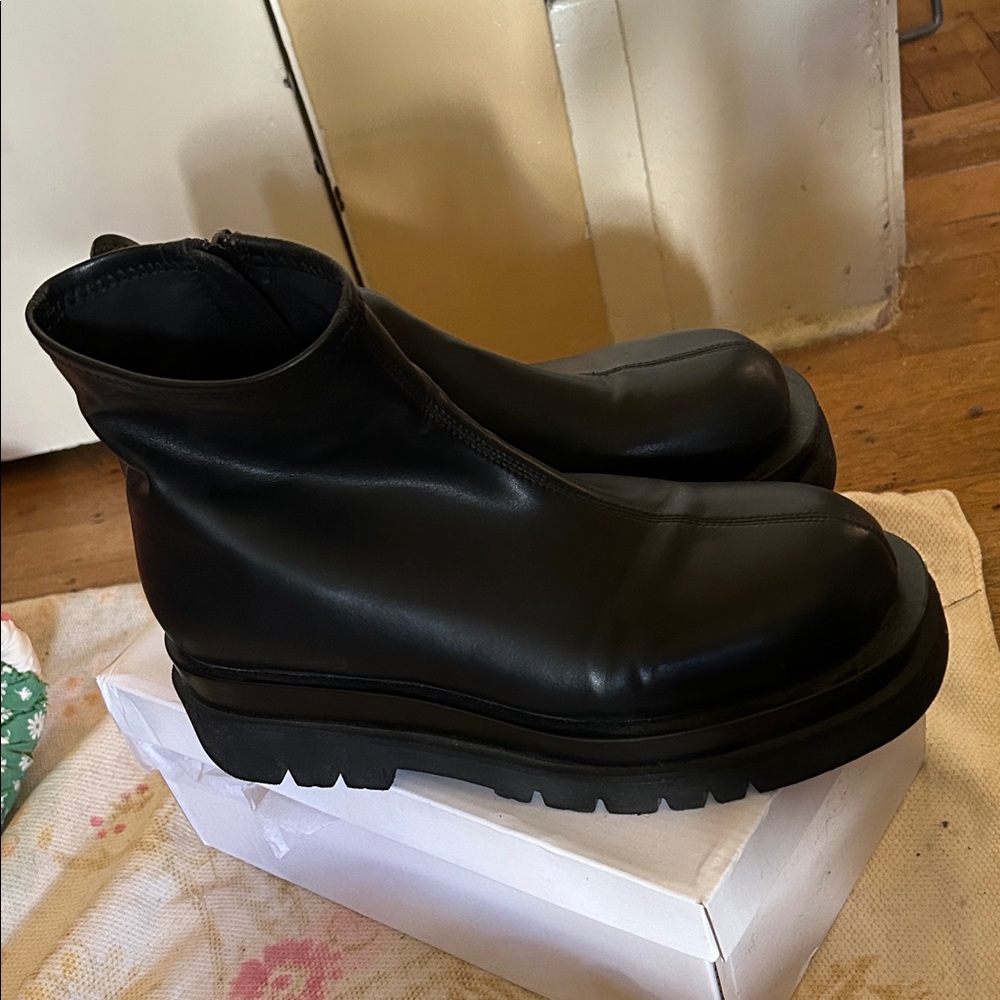 Jeffrey Campbell Black Ankle Boots